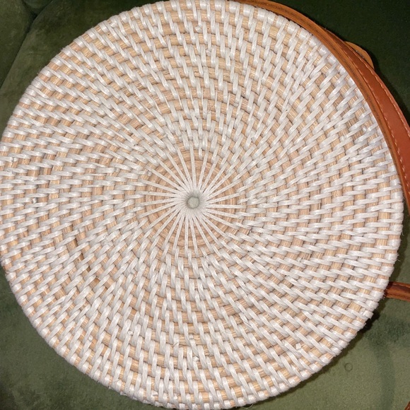 Bought in Bali, unsure of the brand. New condition - Picture 4 of 4